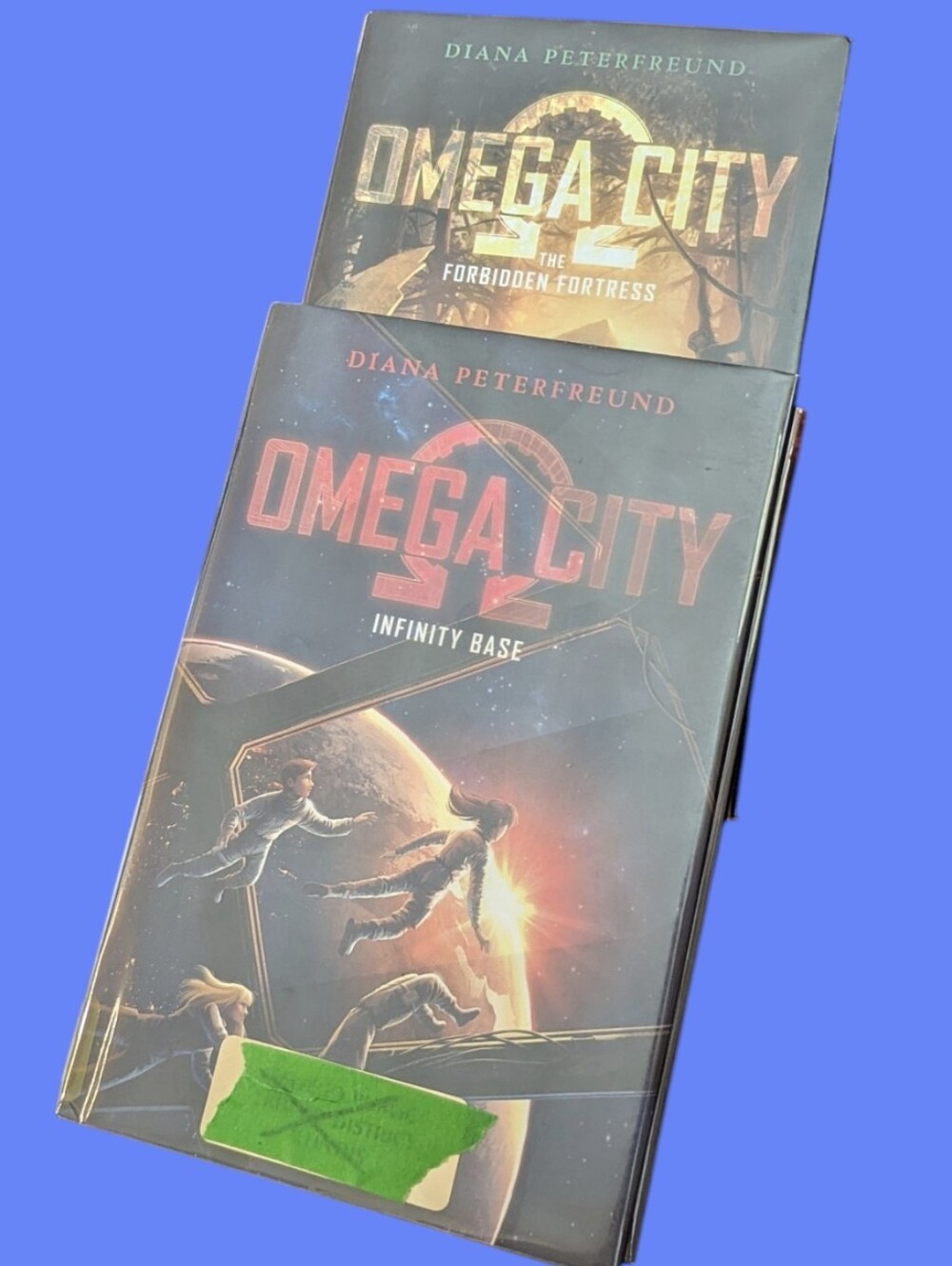 Omega City Infinity Base & Forbidded Fortress Diana Peterfreund. Middle Grade